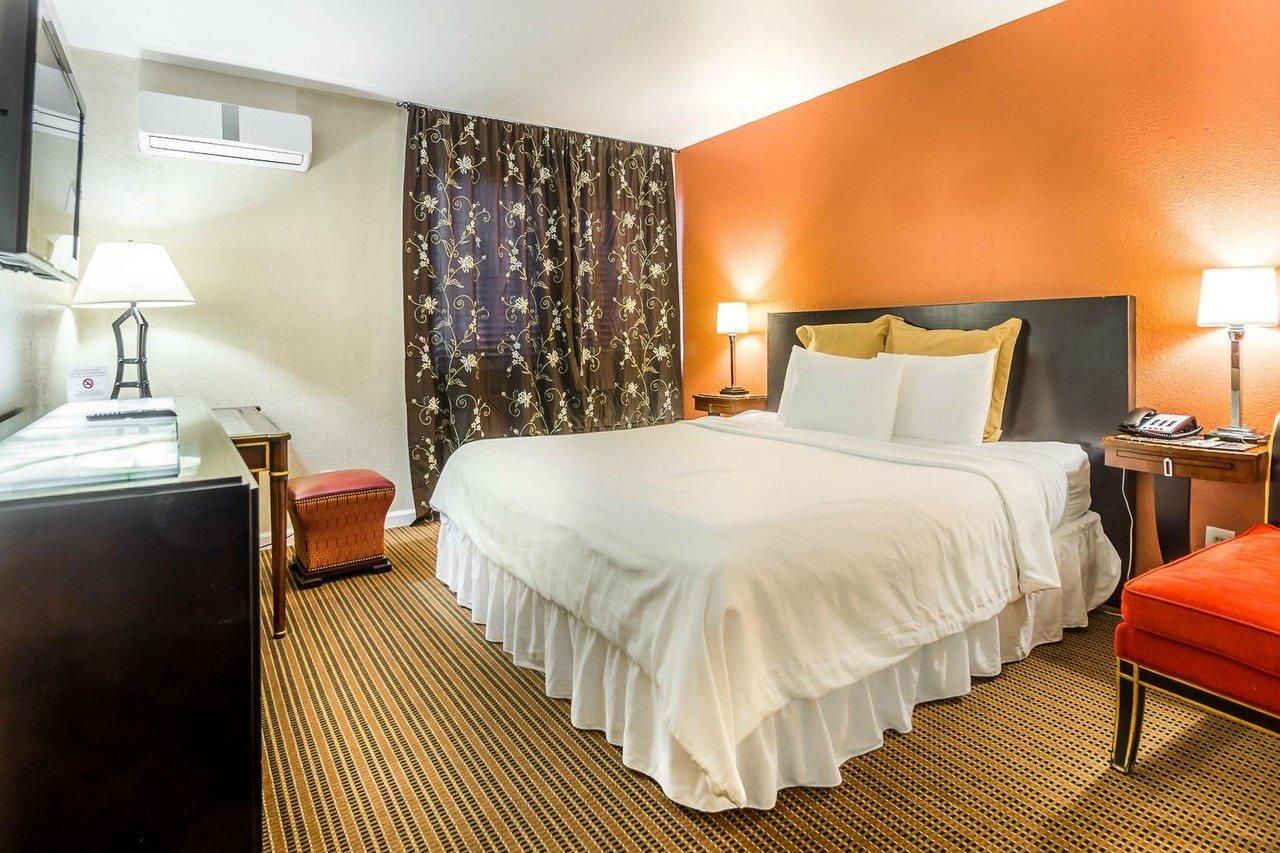The Lemon Tree Hotel Anaheim Exterior photo